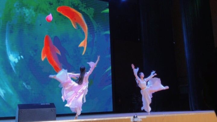 Koi Choi Dance for Departure Ⅰ Koi Carps in Full Bloom, Lotus Pond in Full Bloom