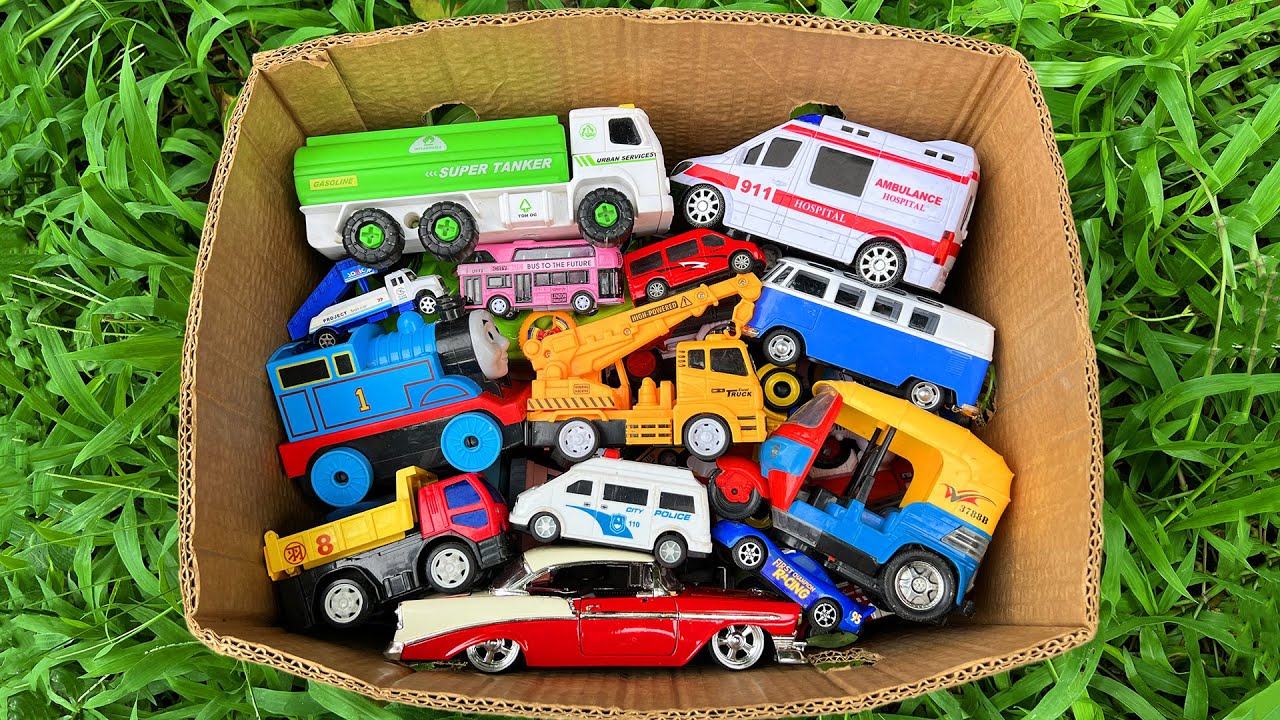 Review Box Full Of Toy Cars, Truck Toys, Buses, Thomas Train, Vintage Car, Ambulance and Many More - Bilibili Review Box Full Of Toy Cars, Truck Toys, Buses, Thomas Train, Vintage Car, Ambulance and Many More - Bilibili