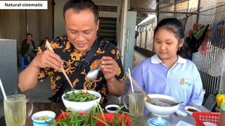 Quán Này Bán Bún Bò, Ăn Một Tô Đã Tới Sấy _ 4