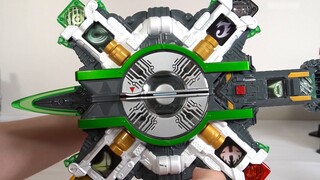 【ร้านโมเดลและเพลย์】ดาบเรืองแสงหลากสีสุด ๆ เหรอ? Kamen Rider W CJX DX Prism Sword Shield Prism Memory