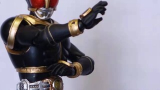 [Hanhan Model Play] Ukiran tulang palsu domestik ko Kamen Rider Kuuga shf hitam dan merah