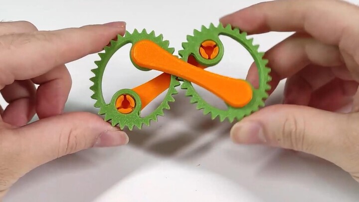 3D printed oval gear fingertip toy without center pivot