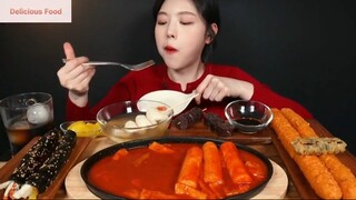 Món Hàn : Thưởng thức cơm cuộn, bánh gạo cay siêu to 3 #mukbang