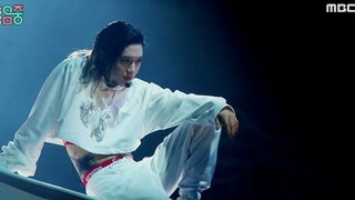 李泰民《advice》每看一遍泰民的这个舞台，眼泪都会不争气的从嘴角留下来