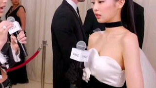 jennie interview @ met gala 2023