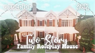 Roblox Bloxburg - Two-Story Family Roleplay House ( Exterior ) - Minami Oroi