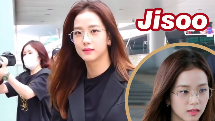 [BLACKPINK] Jisoo đeo kính ngoài sân bay