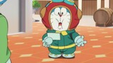 Hahahahaha Doraemon dengan pakaian ketat