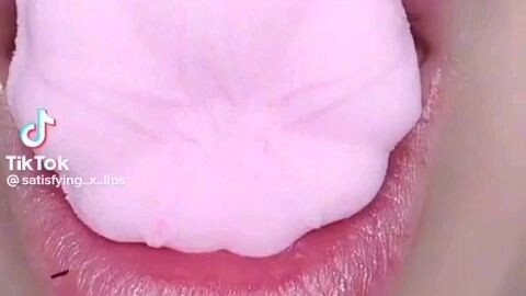 SATISFYING Lips asmr| MUKBANG|