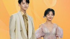 มีช่องว่างระหว่างดาราชายต่าง ๆ และ Tan Songyun บนพรมแดง Luo Yunxi เป็นคนน่ารัก Xu Kai มีน้ำใจ และเมื