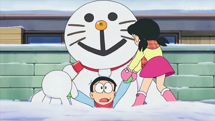 Nobita làm người tuyết máy để đối phó với Fat Tiger và Xiaofu nhưng lại bị người tuyết máy bắt nạt.