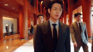 Cara berjalan Meng Yanchen juga memiliki rasa lelah yang secara tidak sengaja diungkapkan oleh orang