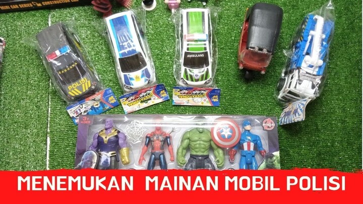 Menemukan Harta Karun Uang Dan Mainan Mobil Polisi Keren Banget