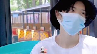 Chen Zheyuan's vlog of visiting the wildlife park. I worked hard to see the wolves and was scared ma