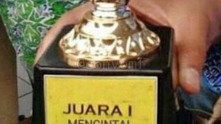 kita menang mencintai karakteryng modal ganteng tapi ga nyata😭