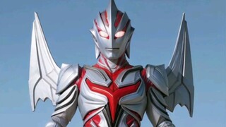 Nexter's ultimate form, with Ultraman Noa's large wings in advance