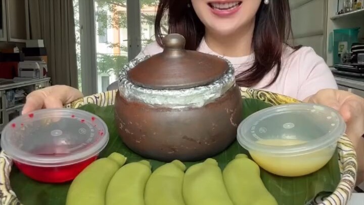 Pisang ijo sultan ,,  harganya 325rb..  packingan nya cantik banget