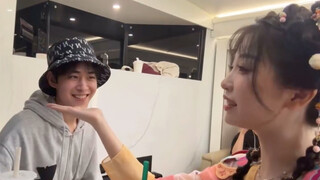 Khuyến mãi Jiaxin | Yu Shuxin X Tian Jiarui Tian Jiarui, mắt em dán chặt vào Yu Shuxin! !