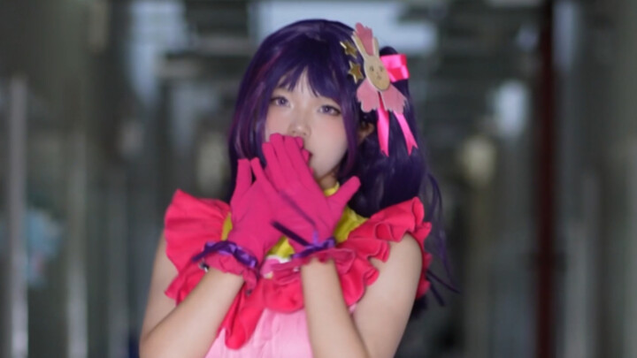 In the dormitory corridor, I cosplayed Hoshino Ai and danced アイドル [Apology for armpit hair]