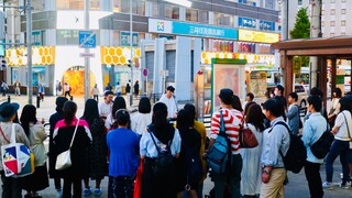 Nyanyian jalanan Jepang "Tenki no Ko + namamu" memicu [Yuya Hiraoka]