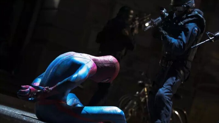[4k60 frame] The Amazing Spider-Man tidak berjuang sendirian!