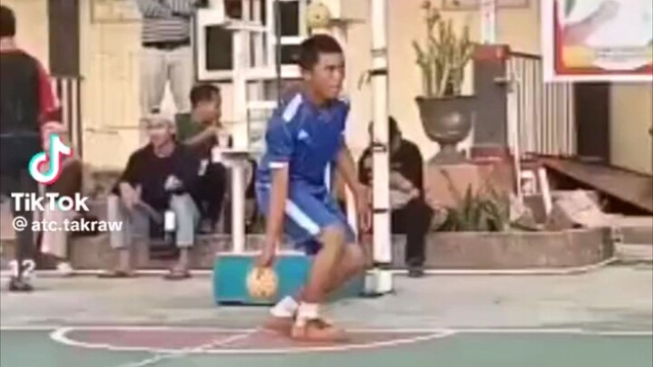 the best takraw😂