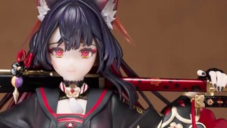 The Sky is Falling, việc tái bản đột ngột là điều không ai ngờ tới. Goro Akechi là chú hề hay hoàng 
