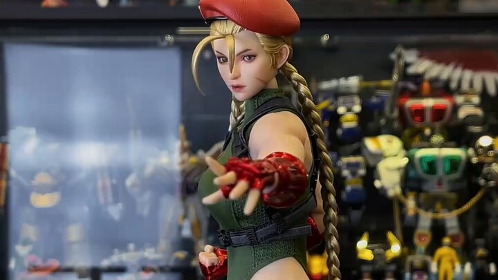 Mainan yang realistis adalah mainan yang menyenangkan. Street Fighter Jamie yang diproduksi oleh Pla