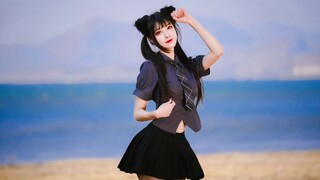 Xin lỗi...tôi có thể lấy phong bì màu đỏ nếu tôi về nhà với bạn không~? ❤️