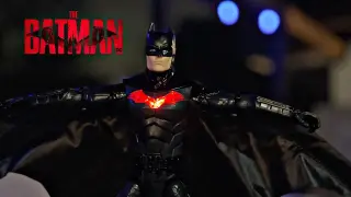 Spinmaster The Batman Movie 2022: 12 inch Wing suit Batman figure review