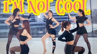 【4BD】泫雅粉丝超强速翻《I’m Not Cool》自带伴舞团完美还原 四套换装气场全开