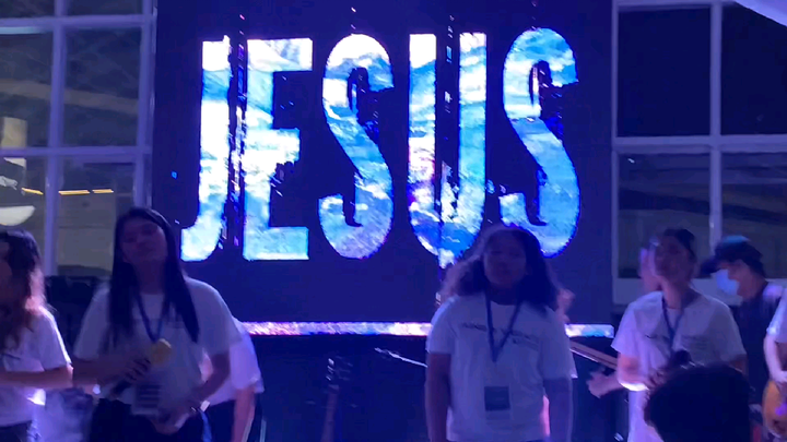 LIVINH B/Y GRACE WORSHIP CONCERT