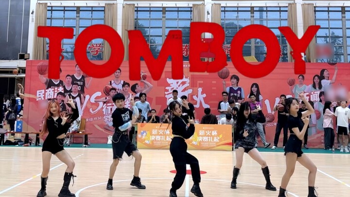 [ทีม Shiwapo Bingbing] ได้มาแสดงที่สนามบาสเกตบอลธนาคาร! ｜การกระโดดและการยิงตรงของ TOMBOY @"Xinhuo Cu