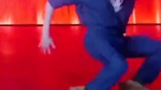 Apa kemampuan menari Fang Chan? Datang dan saksikan Dewa Super bangkit tanpa gravitasi!