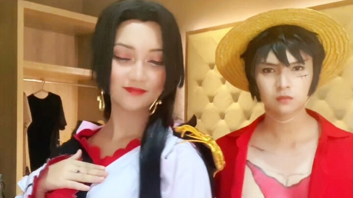 Kumpulan Tiktok Luffy dan Hancock 😂