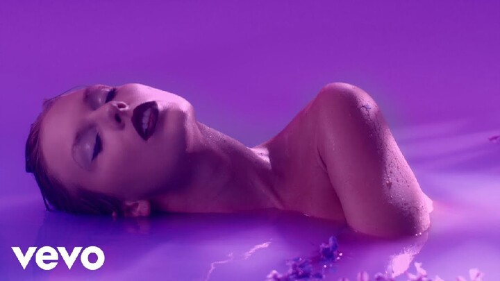 Taylor Swift - Lavender Haze (Official Music Video)
