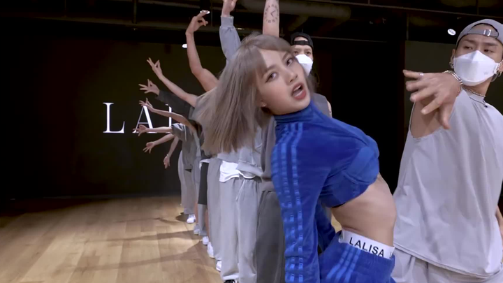 Lisa - LALISA Versi Ruang Latihan Tari