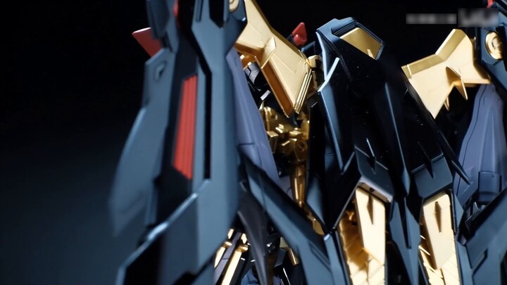 [Matsuze] Berbagi contoh lukisan semprot gaya RG Gold Heretic MB