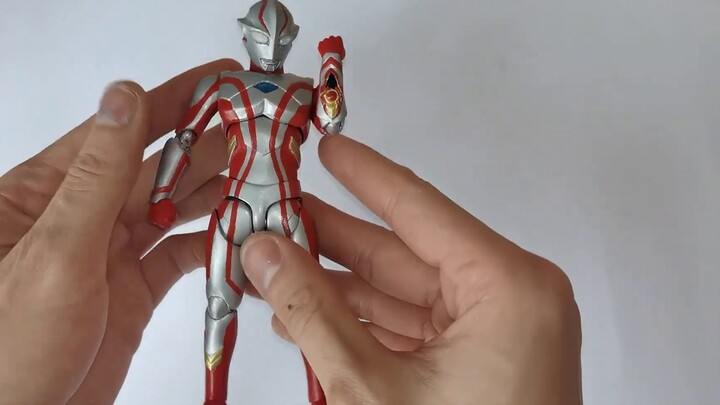 [Berpura-pura menjadi pejabat 10] Anak laki-laki bisa meraih masa depan! Ultraman Menbius shf yang d