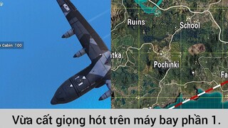 Vừa cất giọng hót trên máy bay phần 1