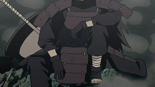 pose duduk madara adalah ketika gua makan 🗿