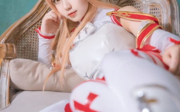 This is the most realistic COS Asuna I have ever seen