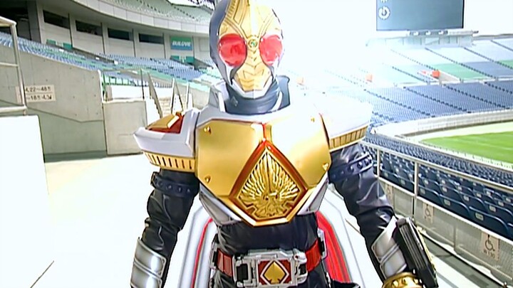 Kamen Rider Sword: Kenzaki menunjukkan wujud pengawalnya untuk pertama kalinya!