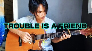 Trouble is a friend - Lenka (Fingerstyle Cover)