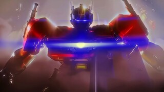 Giọng nói trấn an nhất "Tên tôi là Optimus Prime"