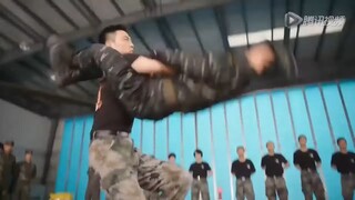 🔥 The elite soldiers looked down on the new recruit, but soon they slapped their own face! #kungfu