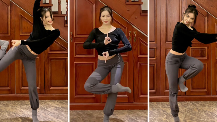 Chinese Dunhuang Dance 'Gu Lan Duo'