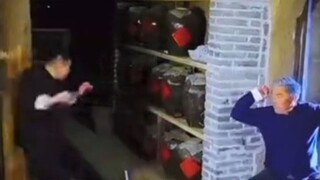 [Masked Rider Ryuki] Đừng nghe lời lão già, hãy xóa hợp đồng và đến đây