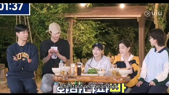 Park Bo Gum'ssi how can we resist on your cuteness🥰😍