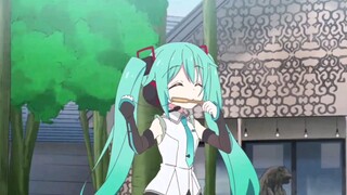 Hatsune memainkan harmonika selama 20 detik